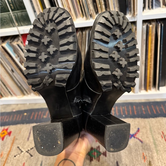 Limited Edition Paloma Laduca Boots - Picture 5 of 7